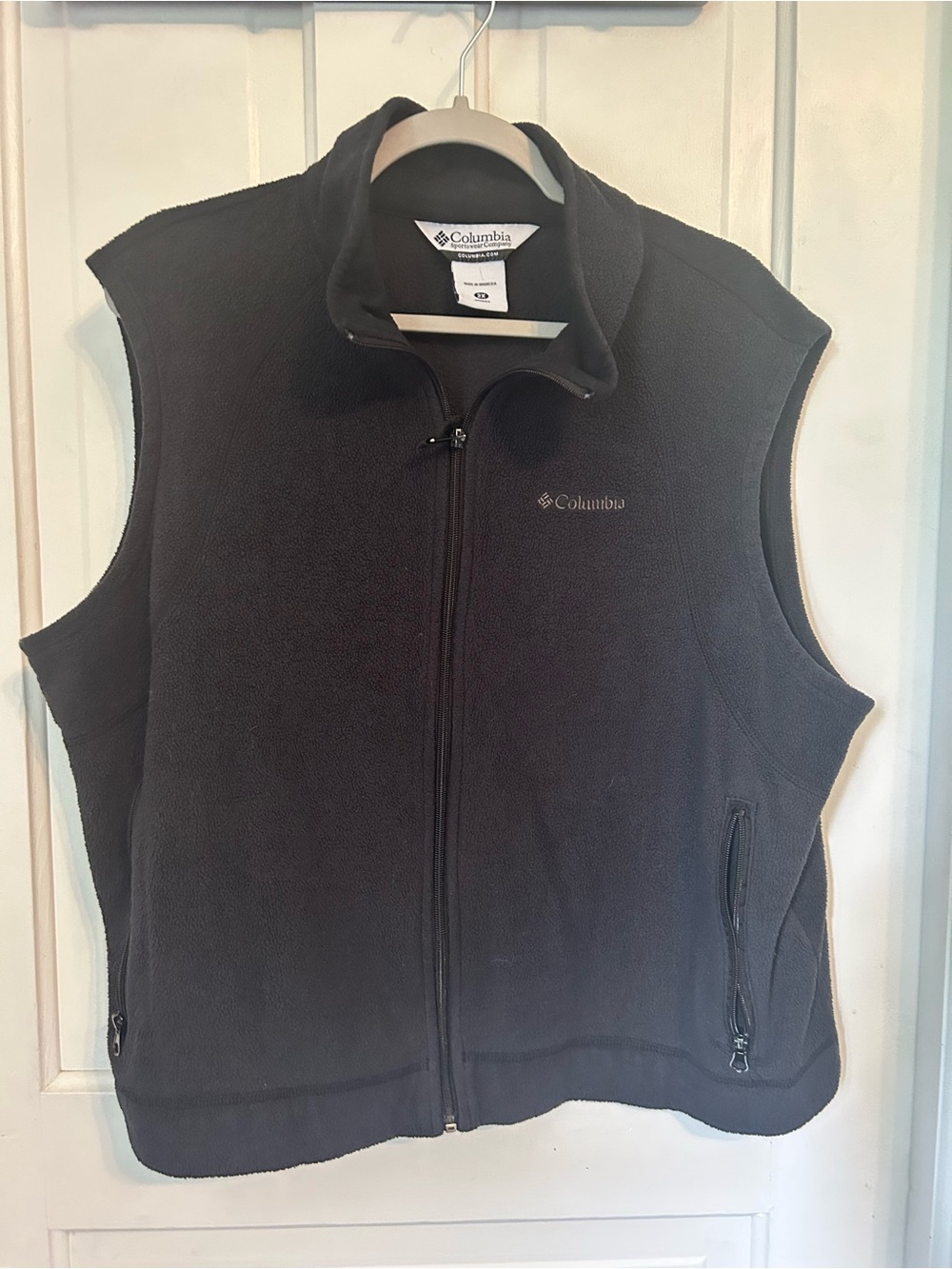 Columbia Women's Black Fleece Vest - 2X